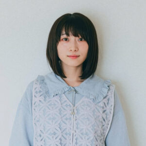 野々 まひろ